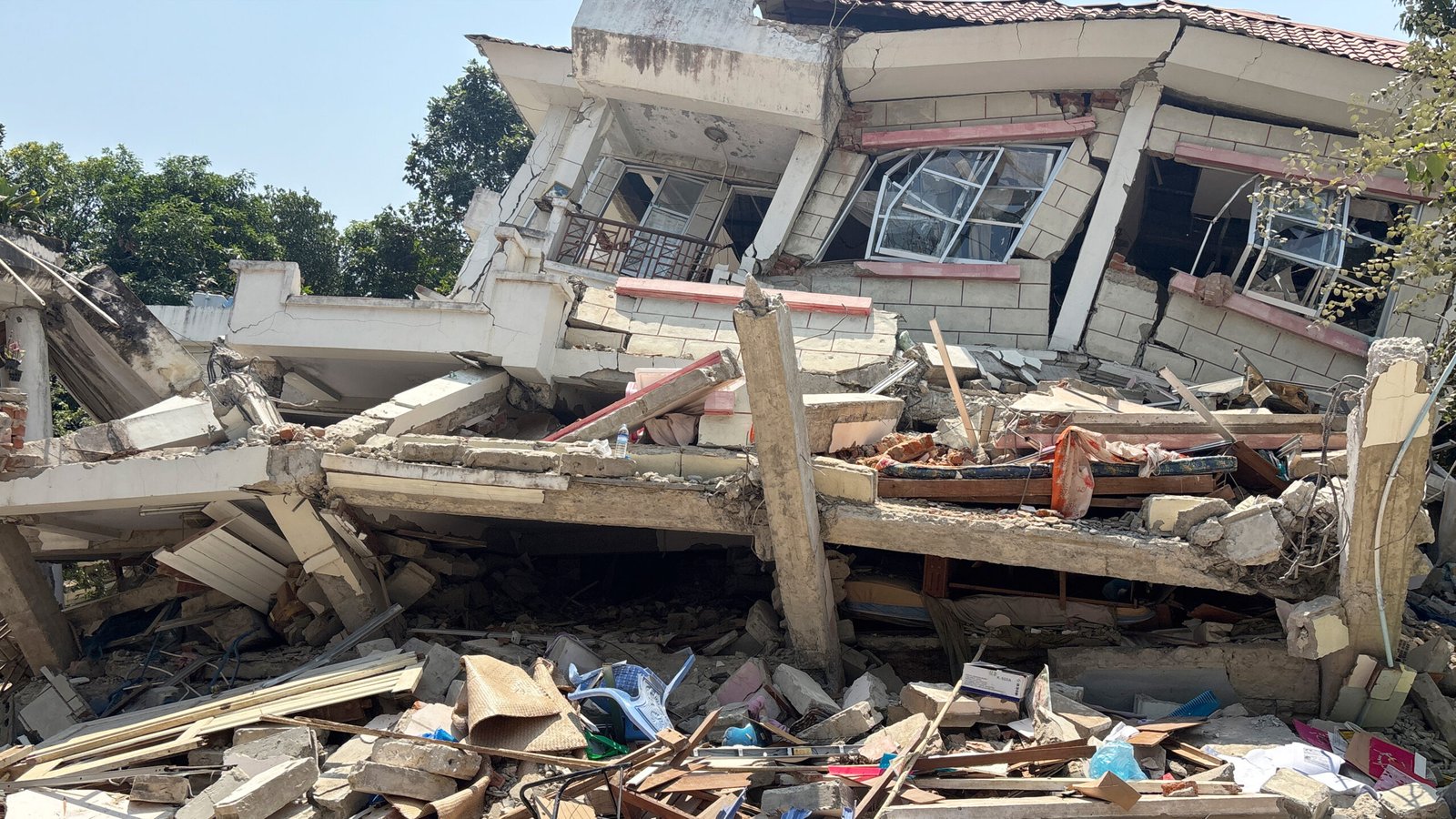 16119527_040225 cc ap myanmar earthquake img scaled
